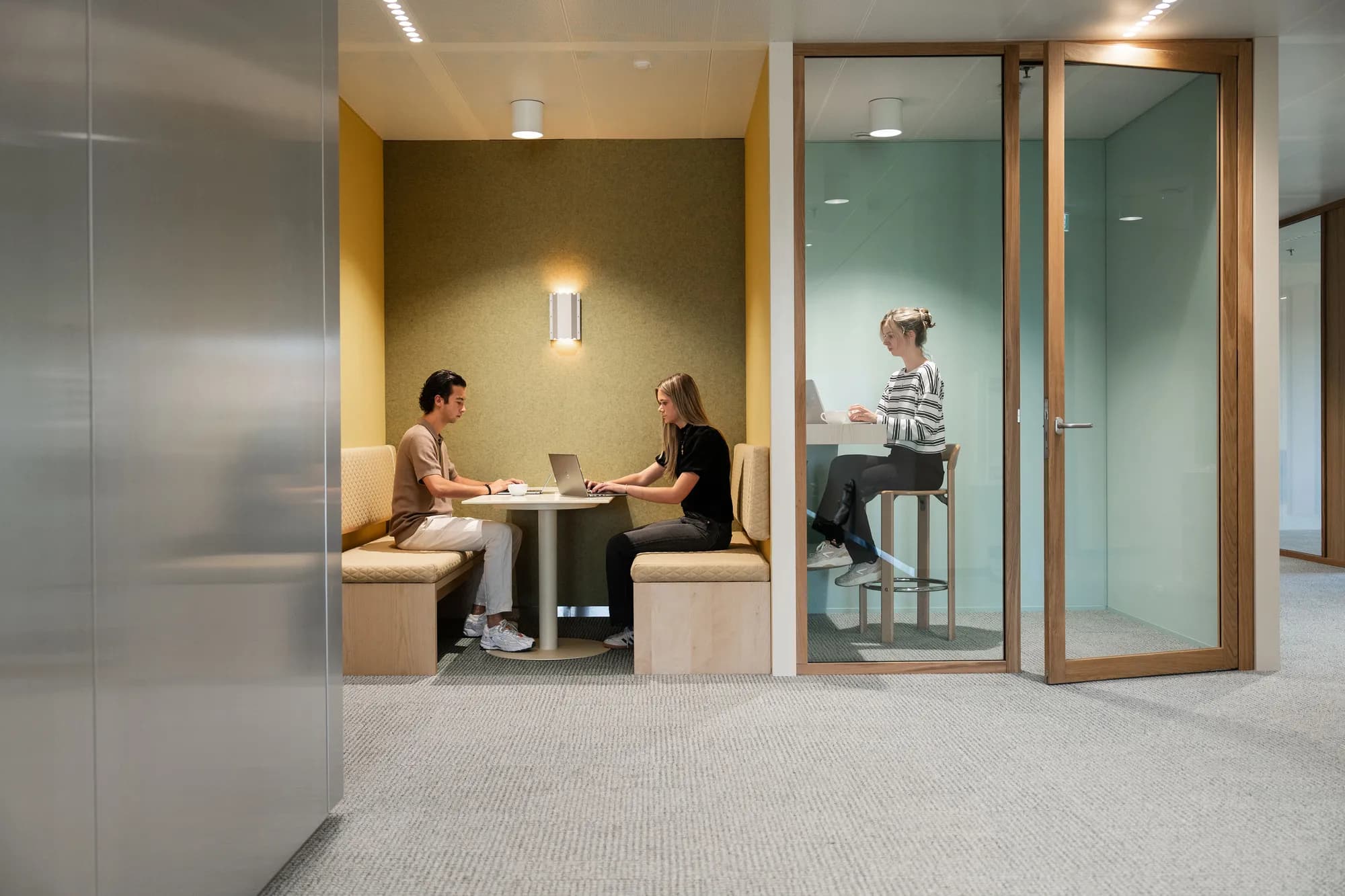 5tracks-cowork-meeting